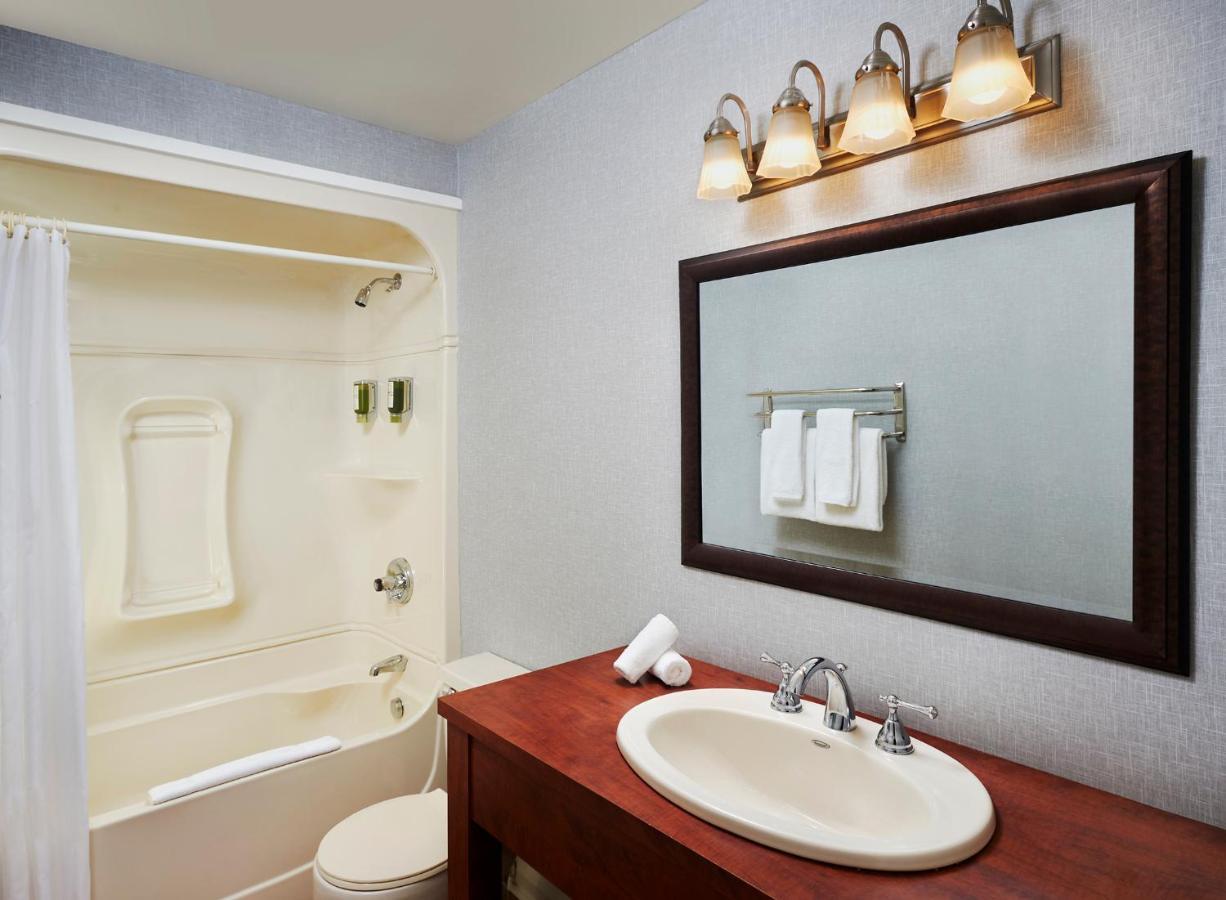 Sir Sam'S Inn & Spa (Adults Only) Haliburton Eksteriør billede