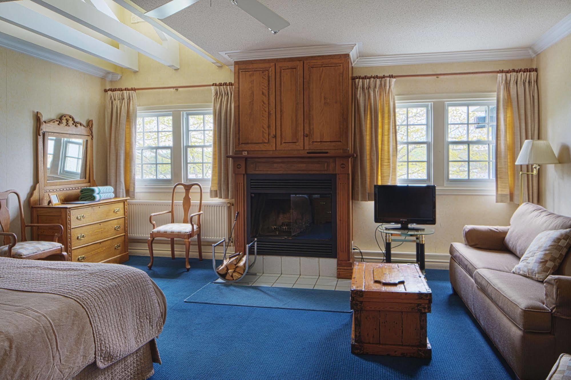 Sir Sam'S Inn & Spa (Adults Only) Haliburton Eksteriør billede