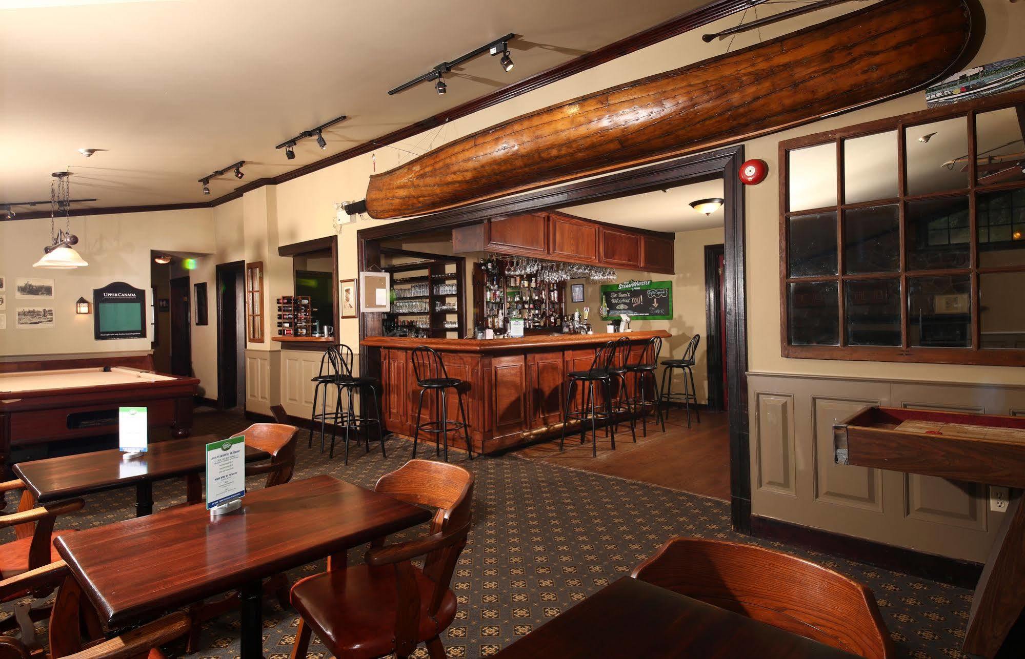 Sir Sam'S Inn & Spa (Adults Only) Haliburton Eksteriør billede