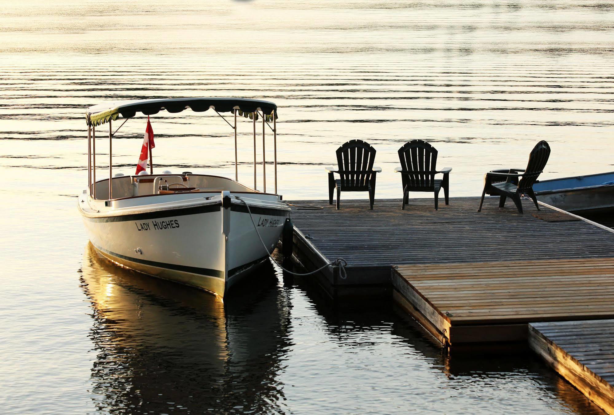 Sir Sam'S Inn & Spa (Adults Only) Haliburton Eksteriør billede